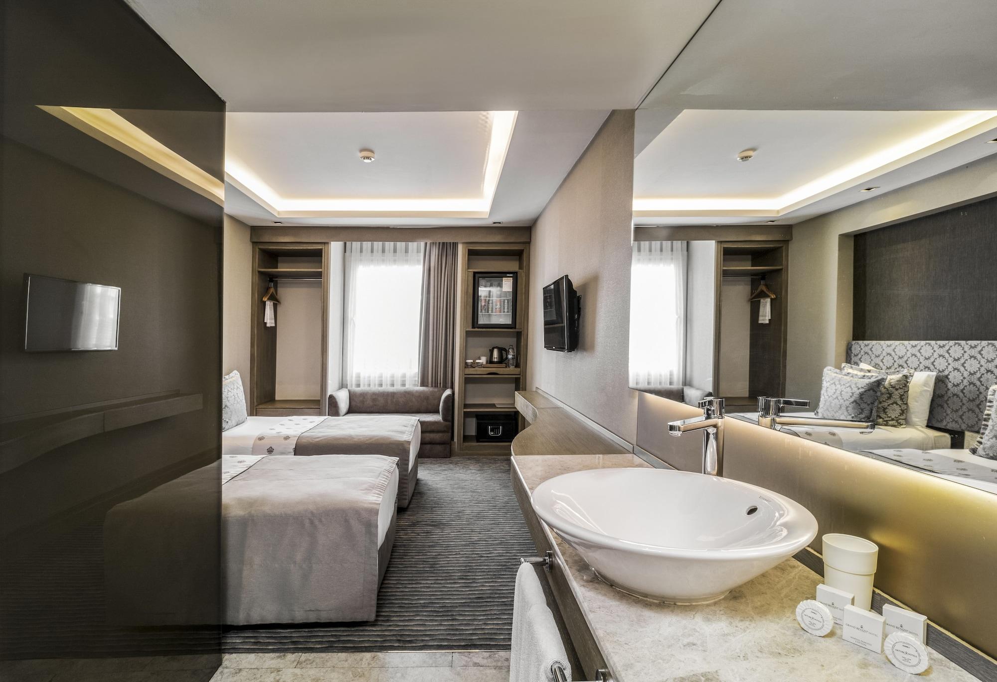 Grand Beyazit Hotel Old City Istanbul Bagian luar foto