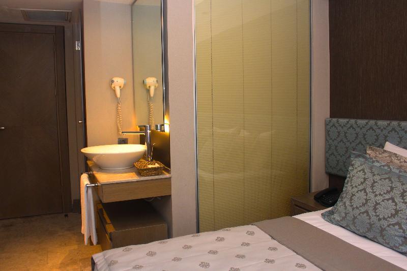 Grand Beyazit Hotel Old City Istanbul Bagian luar foto